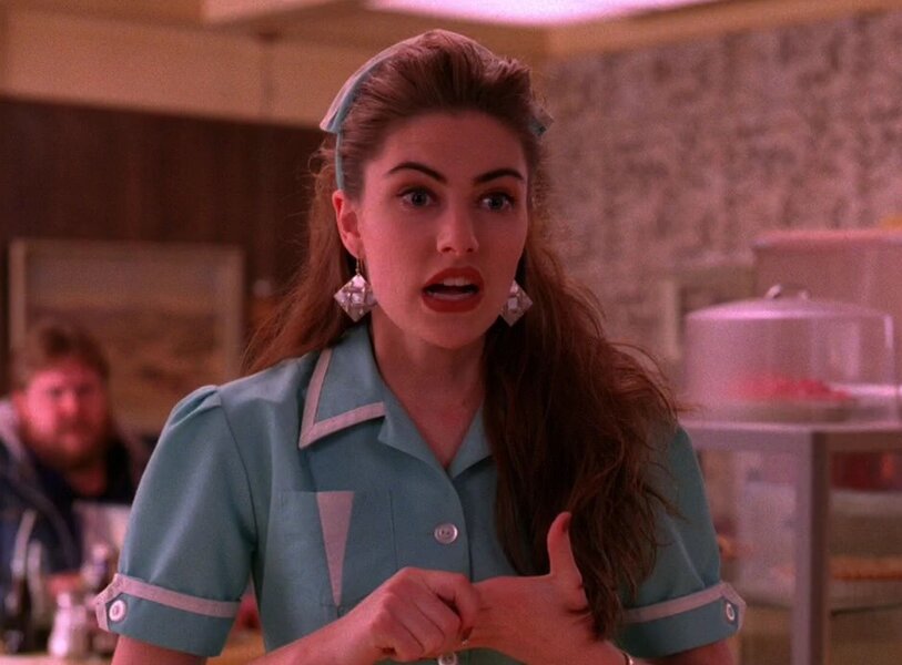Look of the Week: Twin Peaks serves style nostalgia at the Double R ...