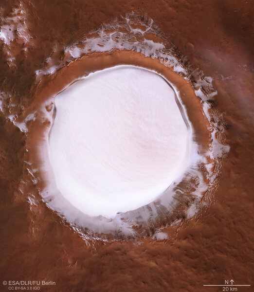 Korolev crater, an 80-km wide impact feature on Mars, is filled with water ice. Credit: ESA/DLR/FU Berlin, CC BY-SA 3.0 IGO