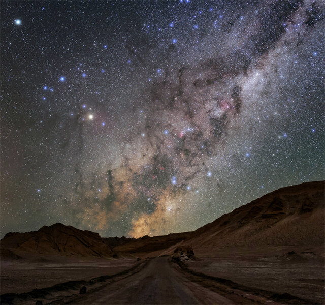 A wide-angle view of the sky from the Atacama desert in Chile shows Scorpius, the Milky Way, and Saturn (upper left). Credit: Babak Tafreshi