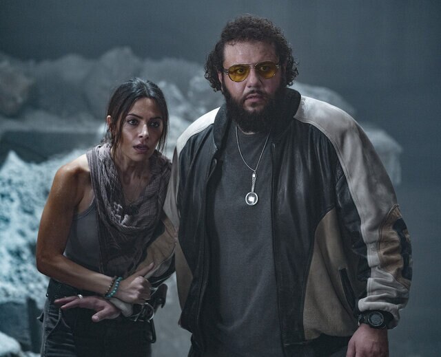 (L-r) SRAH SHAHI as Adrianna and MOHAMMED AMER as Karim in New Line Cinema’s action adventure “BLACK ADAM”.