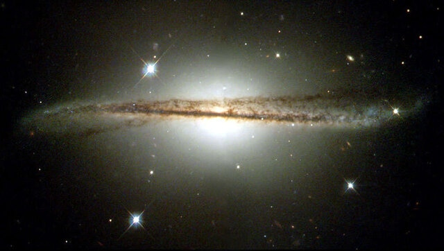 warped galaxy ESO 510-G13
