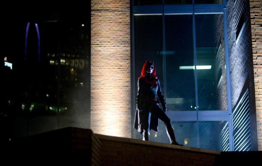 Batwoman episode 4 rooftop