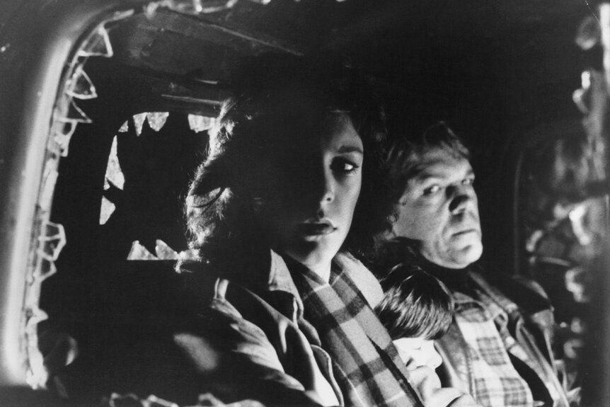 Jamie Lee Curtis And Nick Castle in The Fog (1980)