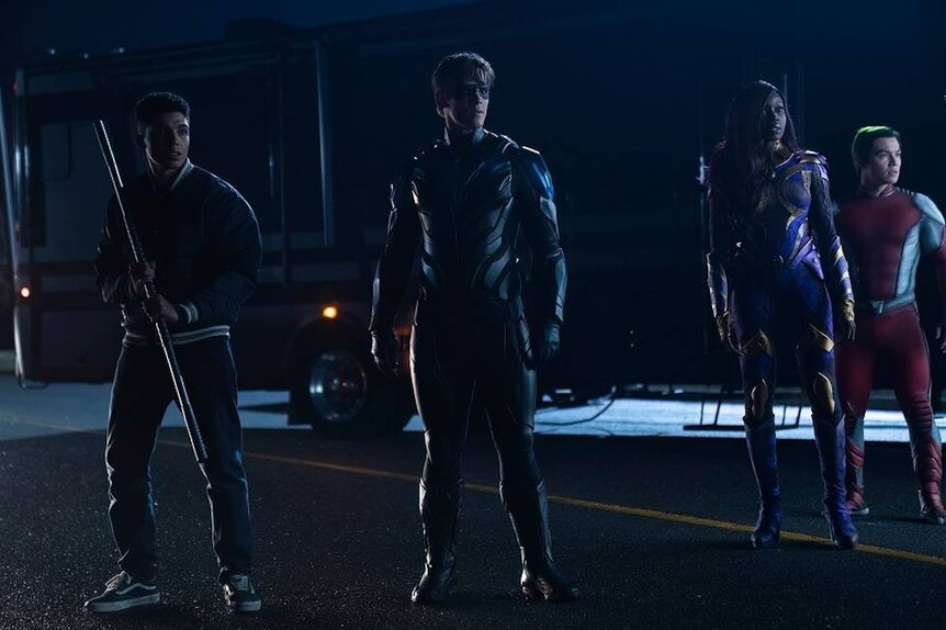 Jay Lycurgo, Brenton Thwaites, Anna Diop, Ryan Potter in Titans Season 4 Episode 2
