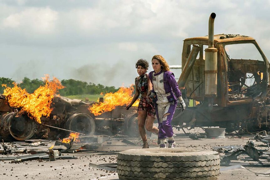 (l-r) Diany Rodriguez as Amber, Jamie Neumann as Miranda in Twisted Metal 110
