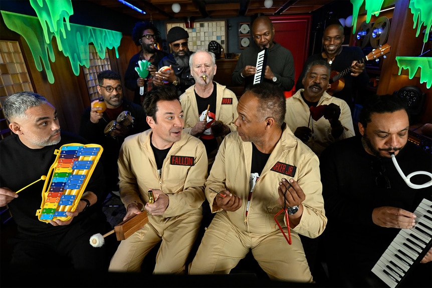 Jimmy Fallon, Bill Murray, Ray Parker Jr., Ernie Hudson, and The Roots perform on The Tonight Show Starring Jimmy Fallon Episode 1941