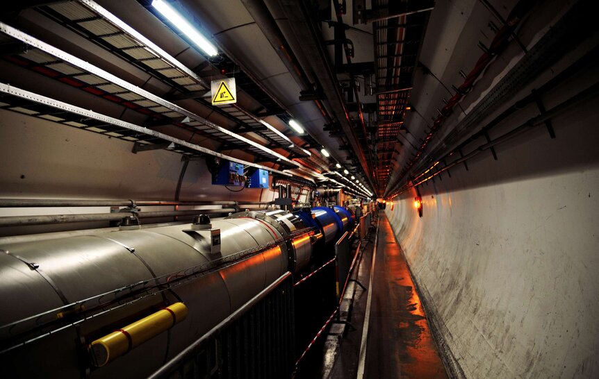 collider 2