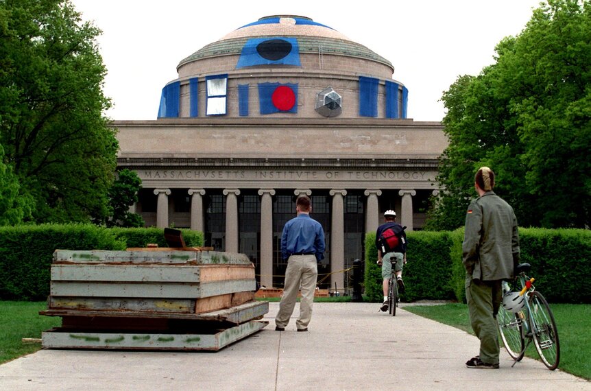 MIT R2-D2 dome