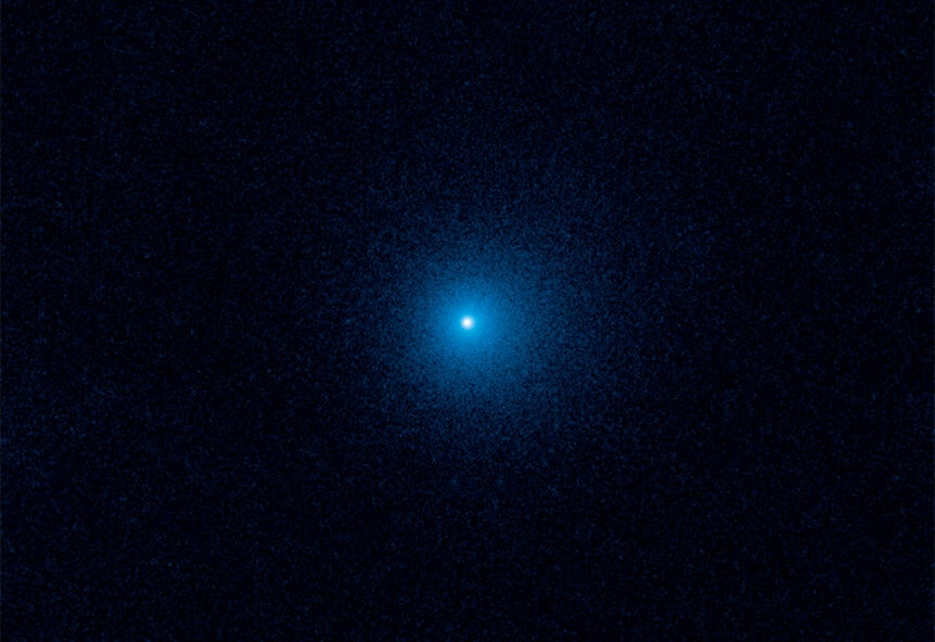 Even at a distance of 2.4 billion kilometers, the comet C/2017 K2 (Pan-STARRS) is active; the fuzziness around it is gas already escaping due to warming by the Sun. Credit: NASA, ESA, and D. Jewitt (UCLA)