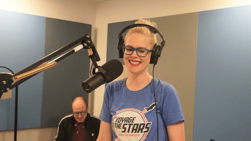Janet Varney of the Voyage to the Stars podcast