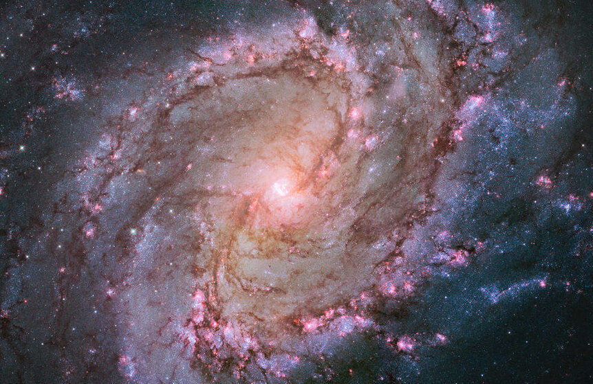 Messier 83