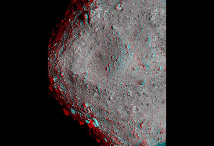 Red/blue anaglyph showing 3D features on the surf ace of the asteroid. You’ll need red/green or red/blue glasses to see it correctly.