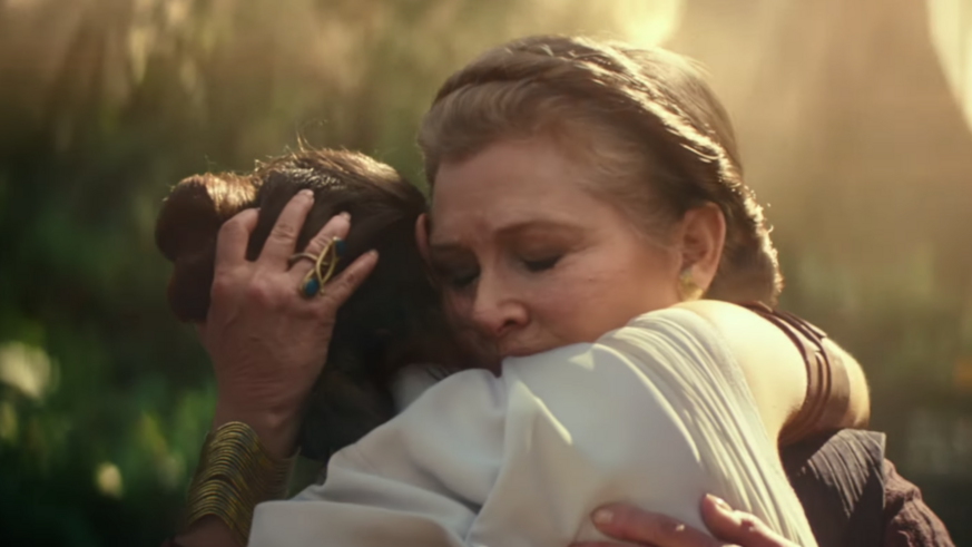 Star Wars: The Rise of Skywalker (Leia hugs Rey)