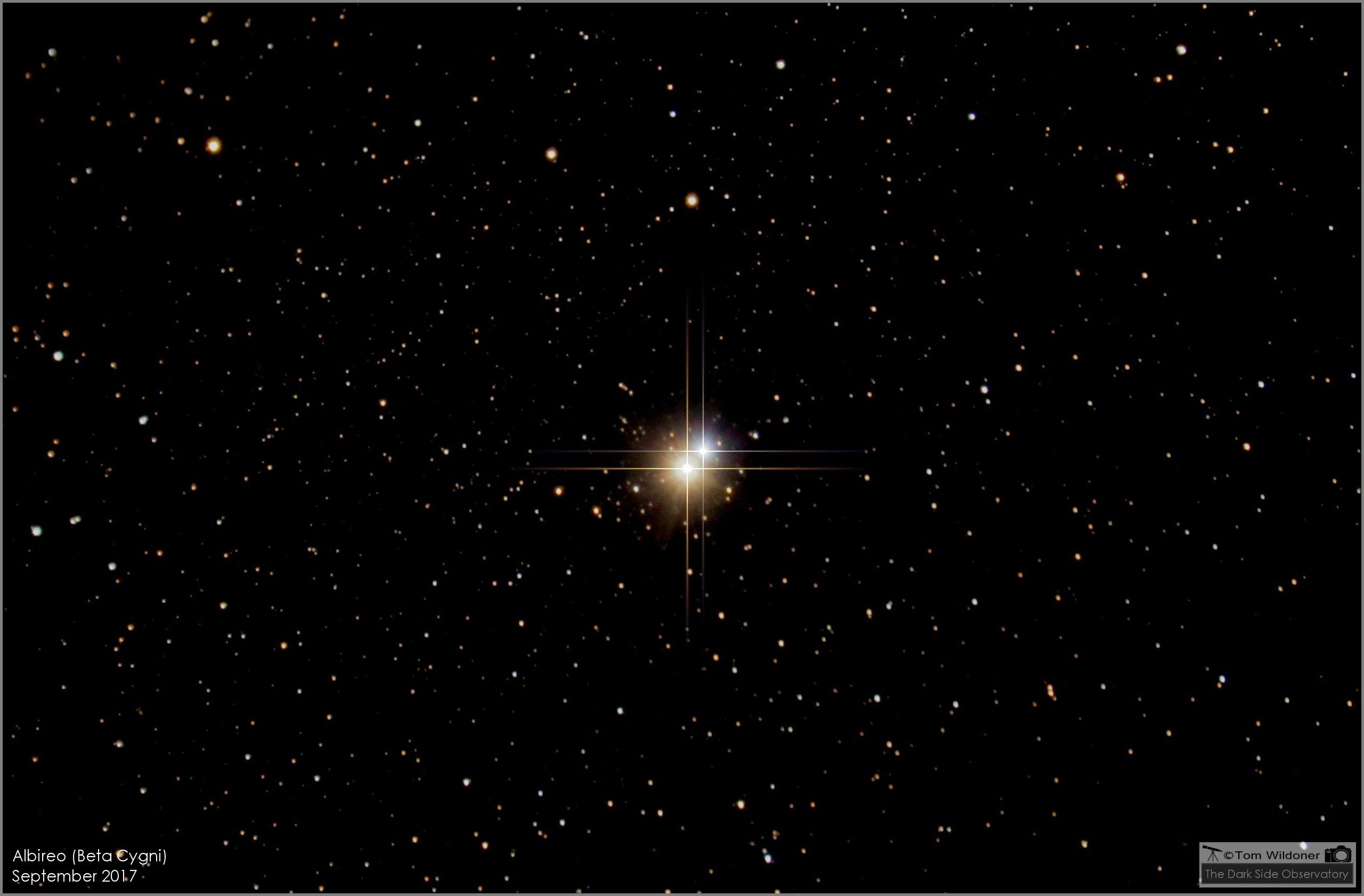 The double star (and not binary) Albireo, or Beta Cygni, the color difference obvious. Credit: Tom Wildoner