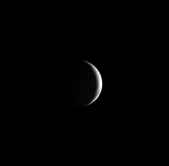 cassini_crescent_enceladus.jpg