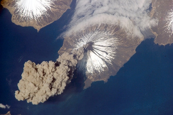 iss_cleveland_eruption.jpg